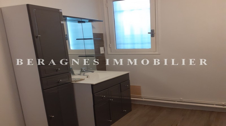 Ma-Cabane - Vente Appartement Bergerac, 74 m²