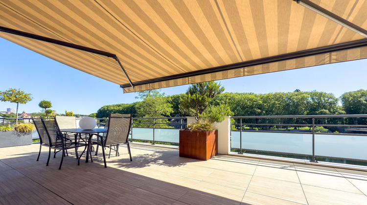 Ma-Cabane - Vente Appartement BESANCON, 193 m²