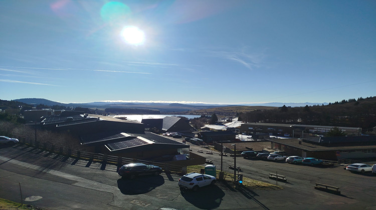 Ma-Cabane - Vente Appartement Besse-et-Saint-Anastaise, 48 m²