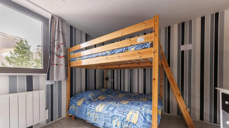 Ma-Cabane - Vente Appartement Besse-et-Saint-Anastaise, 34 m²