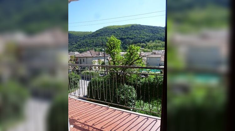 Ma-Cabane - Vente Appartement BESSEGES, 80 m²