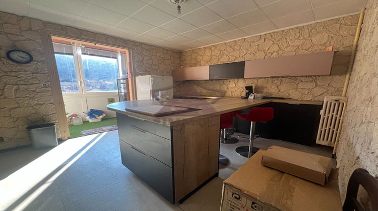Ma-Cabane - Vente Appartement BESSEGES, 65 m²