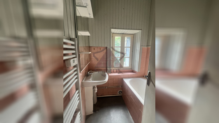 Ma-Cabane - Vente Appartement BESSEGES, 67 m²