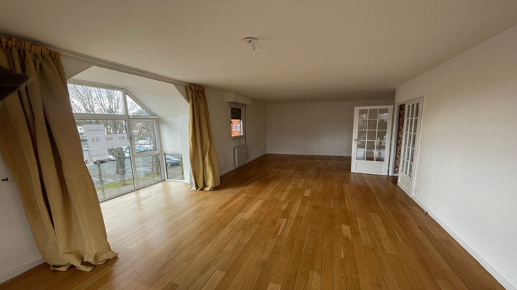 Ma-Cabane - Vente Appartement BETHUNE, 85 m²