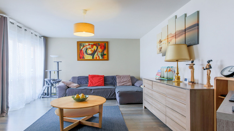 Ma-Cabane - Vente Appartement BEYNES, 93 m²