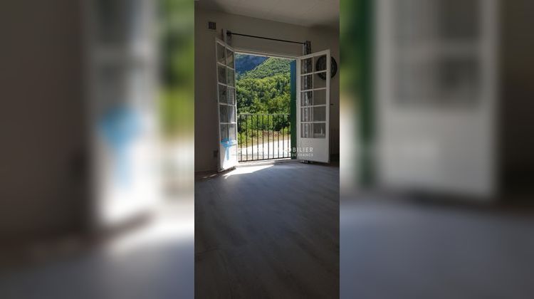 Ma-Cabane - Vente Appartement Bez-et-Esparon, 43 m²