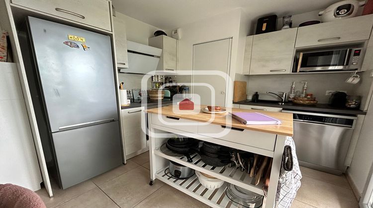 Ma-Cabane - Vente Appartement BEZANNES, 45 m²