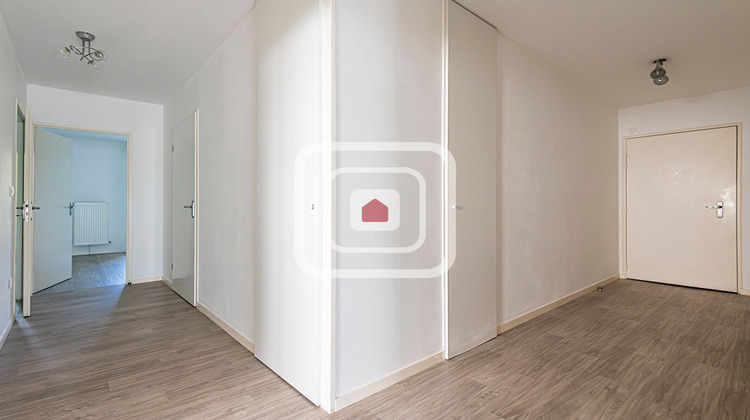Ma-Cabane - Vente Appartement BEZANNES, 84 m²