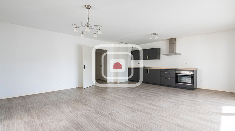 Ma-Cabane - Vente Appartement BEZANNES, 84 m²