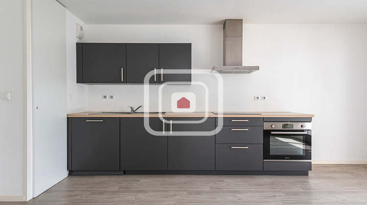 Ma-Cabane - Vente Appartement BEZANNES, 84 m²