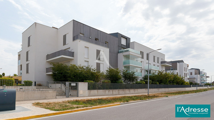 Ma-Cabane - Vente Appartement BEZANNES, 61 m²