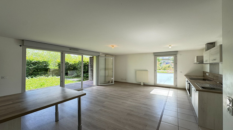 Ma-Cabane - Vente Appartement BEZANNES, 65 m²