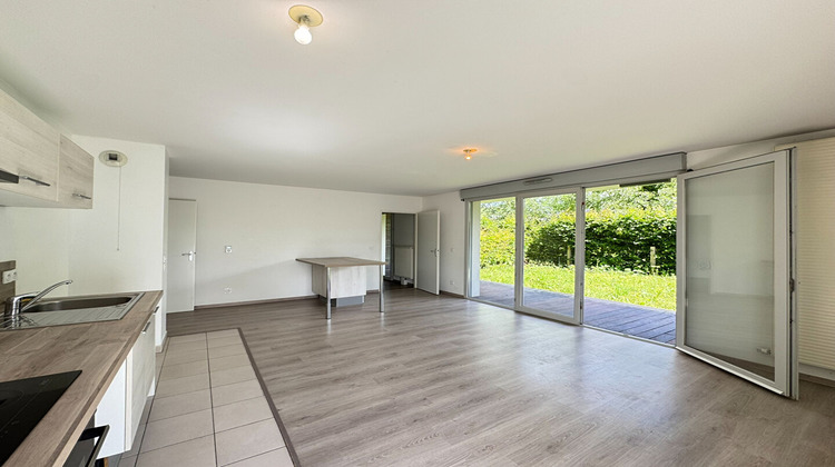 Ma-Cabane - Vente Appartement BEZANNES, 65 m²