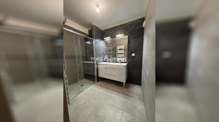 Ma-Cabane - Vente Appartement BEZIERS, 77 m²