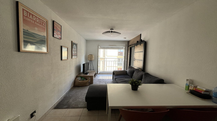 Ma-Cabane - Vente Appartement BEZIERS, 38 m²