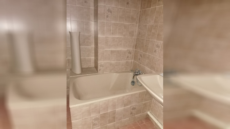 Ma-Cabane - Vente Appartement BEZIERS, 27 m²