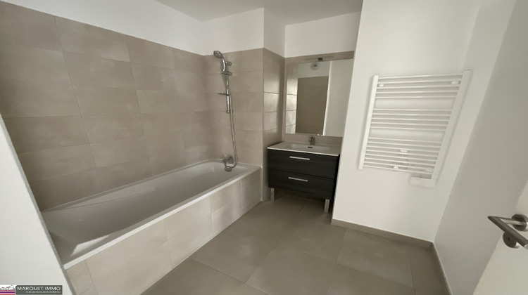Ma-Cabane - Vente Appartement BEZIERS, 90 m²