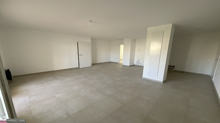 Ma-Cabane - Vente Appartement BEZIERS, 90 m²