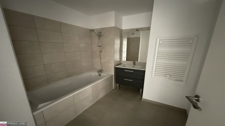 Ma-Cabane - Vente Appartement BEZIERS, 90 m²