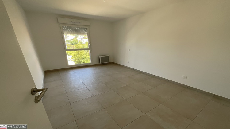 Ma-Cabane - Vente Appartement BEZIERS, 90 m²