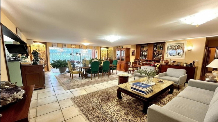 Ma-Cabane - Vente Appartement Biguglia, 371 m²