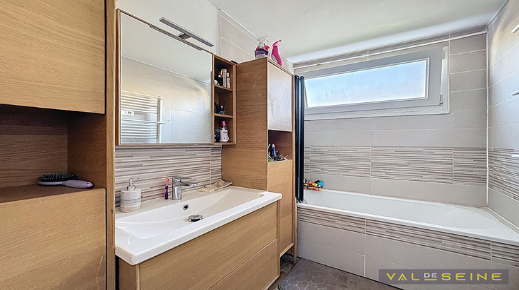 Ma-Cabane - Vente Appartement BIHOREL, 76 m²