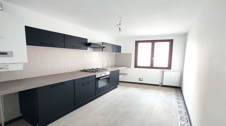 Ma-Cabane - Vente Appartement BLANZAT, 86 m²