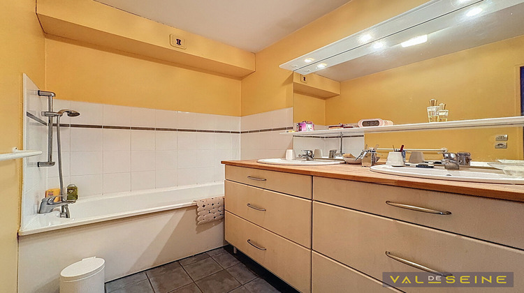 Ma-Cabane - Vente Appartement BOIS-GUILLAUME, 100 m²