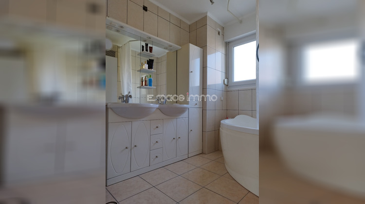 Ma-Cabane - Vente Appartement BOIS-GUILLAUME, 90 m²