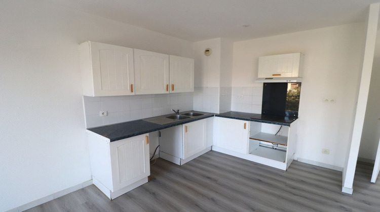 Ma-Cabane - Vente Appartement BOMPAS, 79 m²
