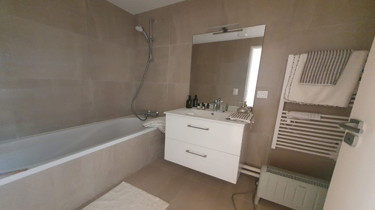 Ma-Cabane - Vente Appartement BONDY, 93 m²