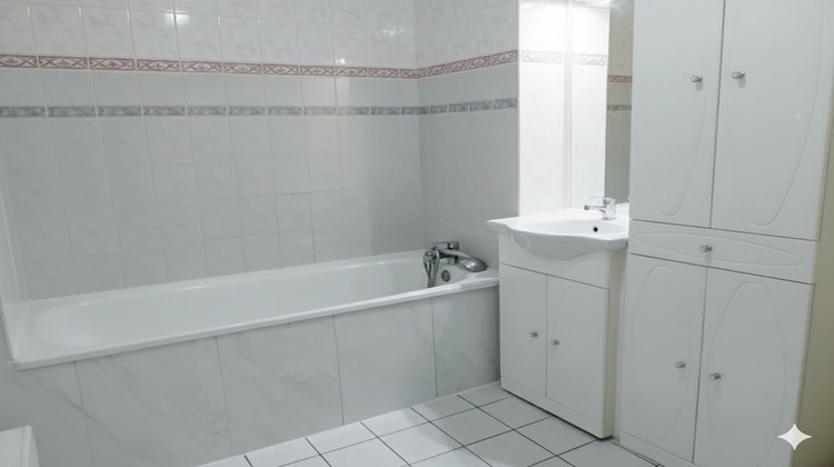 Ma-Cabane - Vente Appartement BONDY, 60 m²