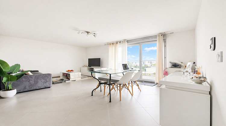 Ma-Cabane - Vente Appartement BONNEUIL-SUR-MARNE, 60 m²