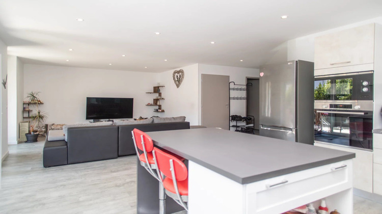 Ma-Cabane - Vente Appartement Bons-en-Chablais, 99 m²