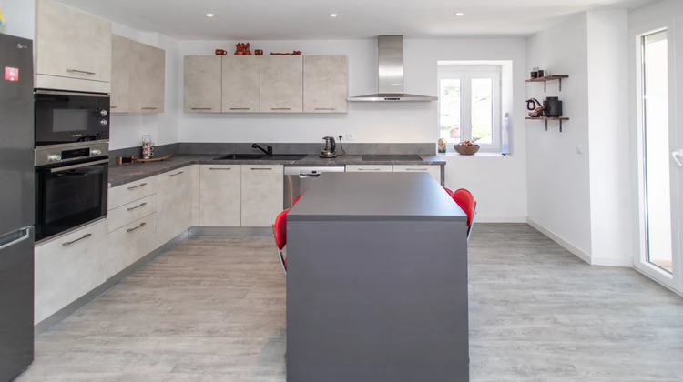 Ma-Cabane - Vente Appartement Bons-en-Chablais, 99 m²