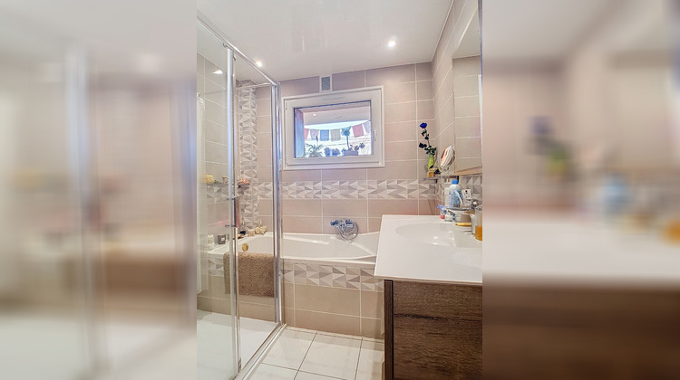 Ma-Cabane - Vente Appartement BONS-EN-CHABLAIS, 67 m²