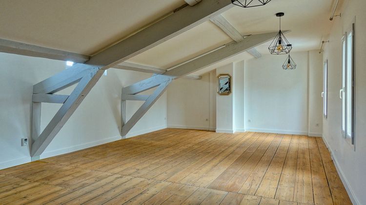 Ma-Cabane - Vente Appartement BORDEAUX, 65 m²