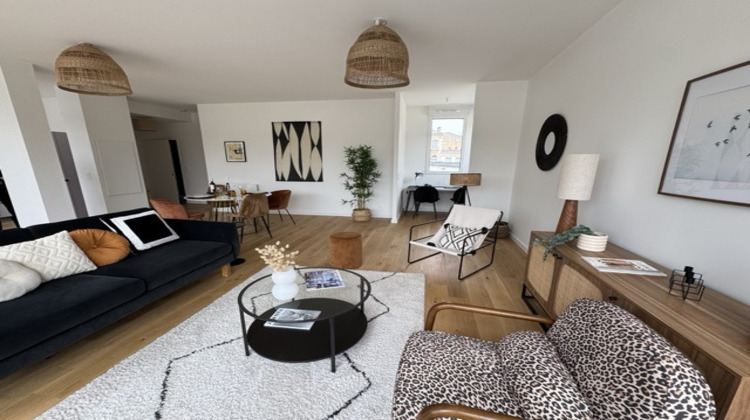 Ma-Cabane - Vente Appartement Bordeaux, 104 m²