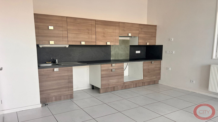 Ma-Cabane - Vente Appartement Bordeaux, 74 m²