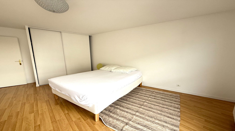 Ma-Cabane - Vente Appartement BORDEAUX, 77 m²