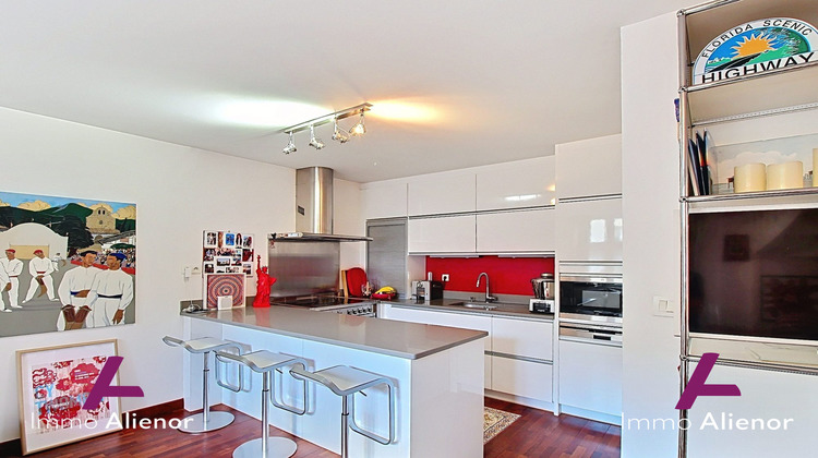 Ma-Cabane - Vente Appartement Bordeaux, 107 m²