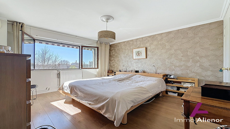 Ma-Cabane - Vente Appartement Bordeaux, 103 m²