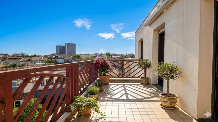 Ma-Cabane - Vente Appartement BORDEAUX, 80 m²