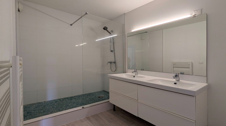Ma-Cabane - Vente Appartement BORDEAUX, 67 m²