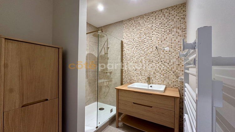 Ma-Cabane - Vente Appartement BORDEAUX, 67 m²
