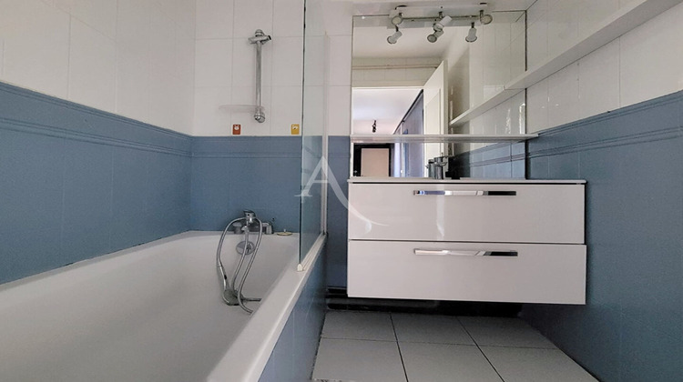 Ma-Cabane - Vente Appartement BORDEAUX, 82 m²