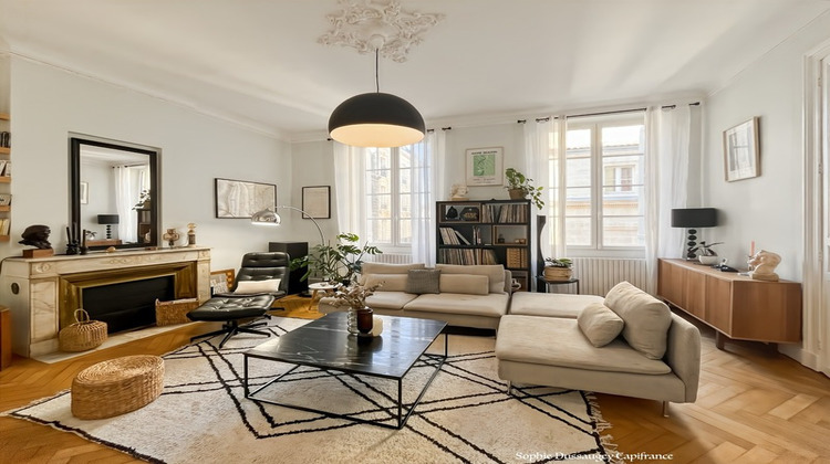 Ma-Cabane - Vente Appartement BORDEAUX, 147 m²