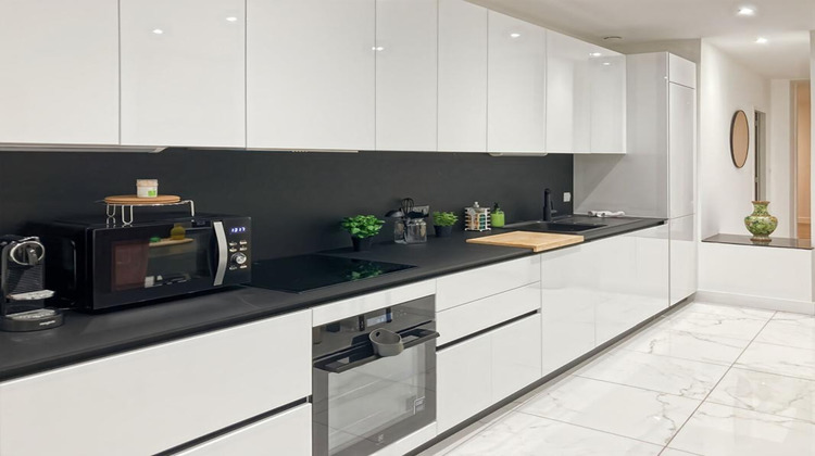 Ma-Cabane - Vente Appartement BORDEAUX, 107 m²