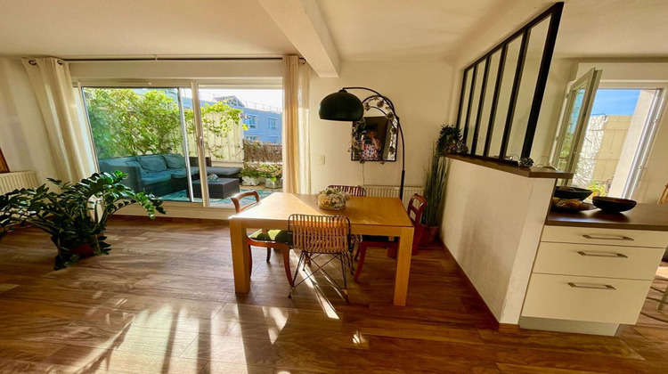 Ma-Cabane - Vente Appartement BORDEAUX, 79 m²