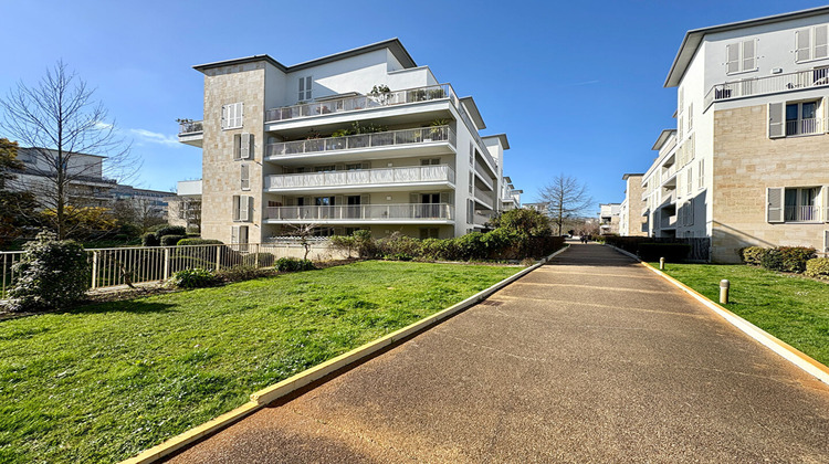 Ma-Cabane - Vente Appartement BORDEAUX, 64 m²